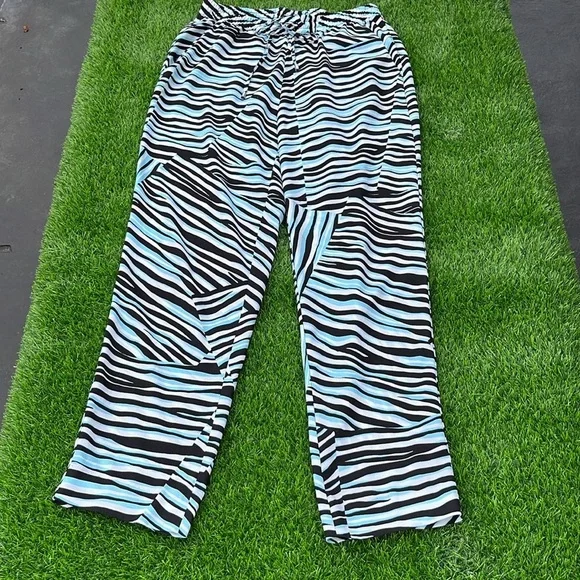 DKNY Zebra Print Pants size small - Picture 3 of 7